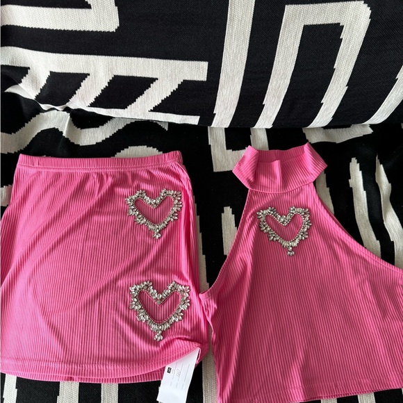 Brand New Pink heart mini skirt set with matching halter - Picture 2 of 3